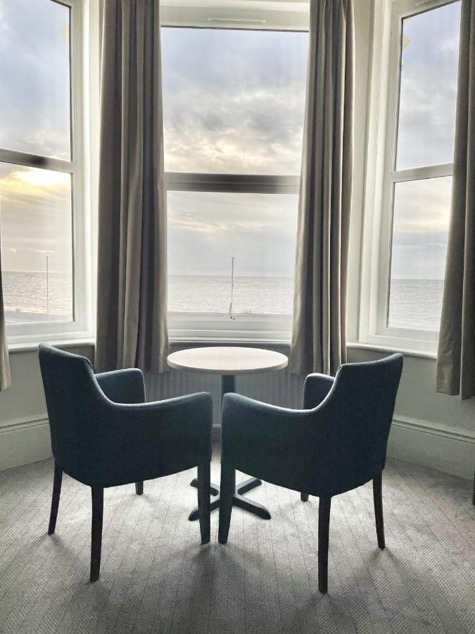 Exmouth Beach Hotel Екстер'єр фото