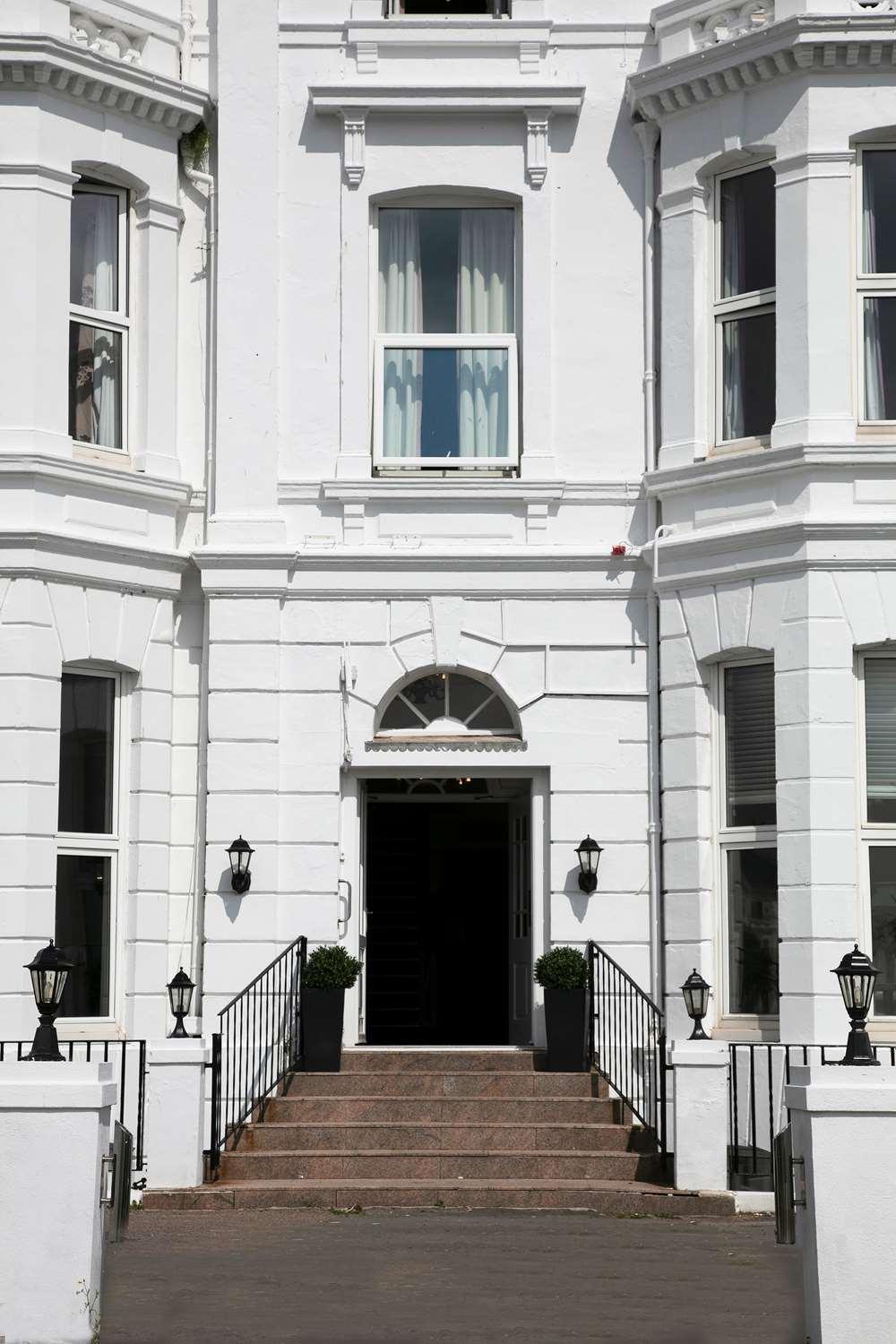 Exmouth Beach Hotel Екстер'єр фото