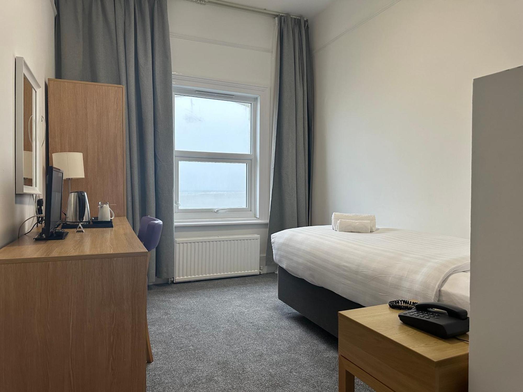 Exmouth Beach Hotel Екстер'єр фото