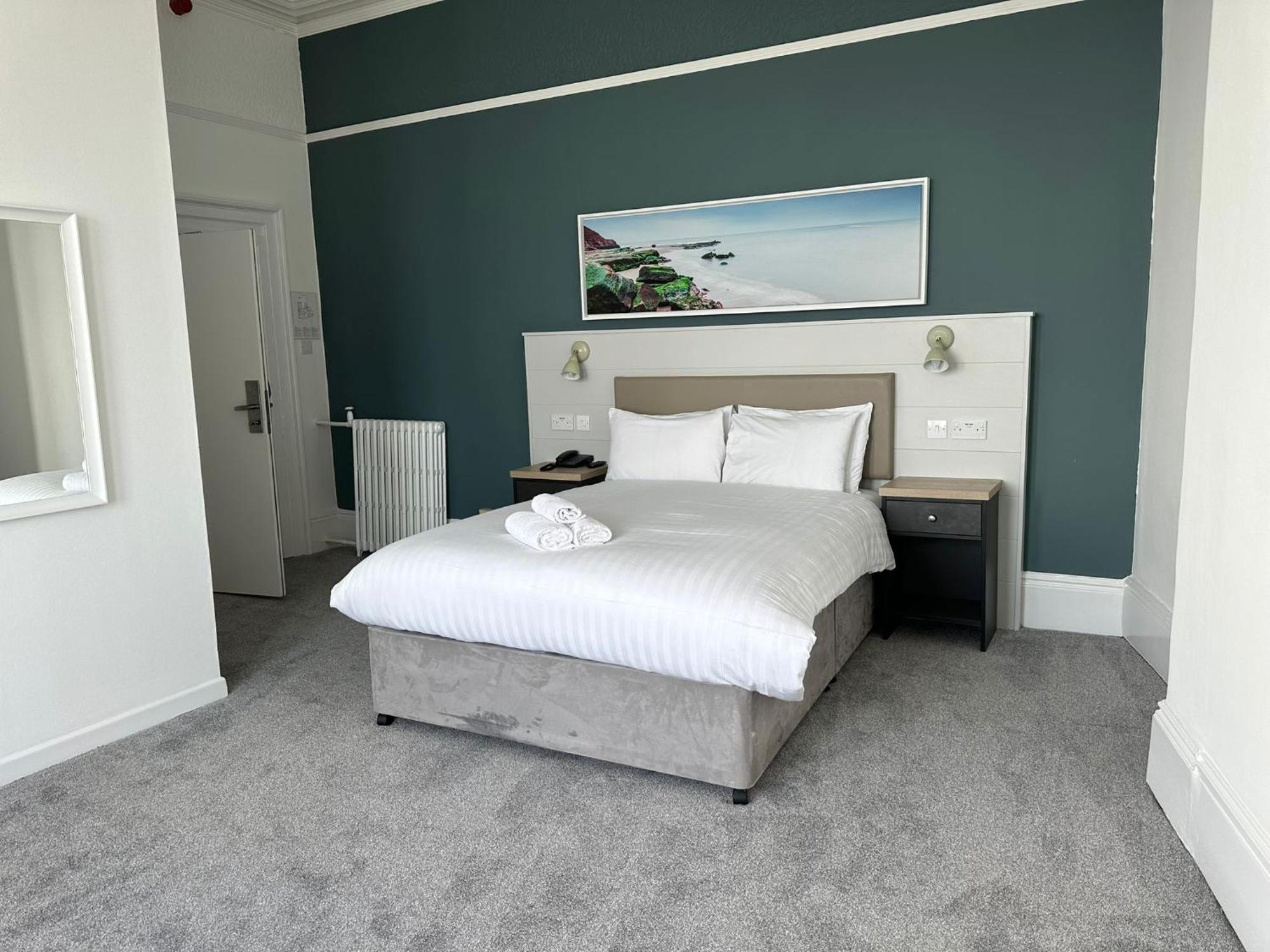 Exmouth Beach Hotel Екстер'єр фото